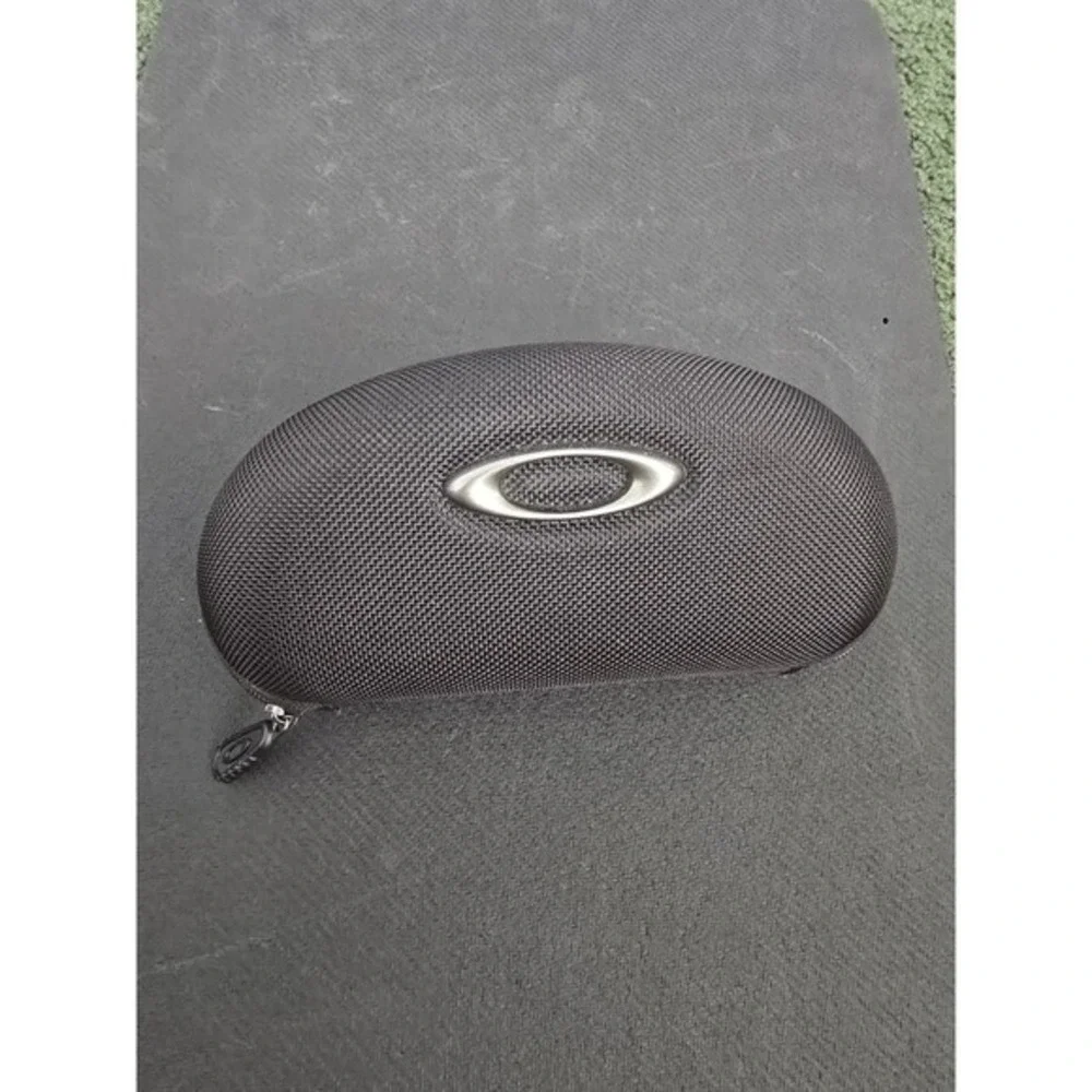 Oakley Ellipse O‎ Large Soft Vault Sunglasses Case Black Ballistic Nylon Zip